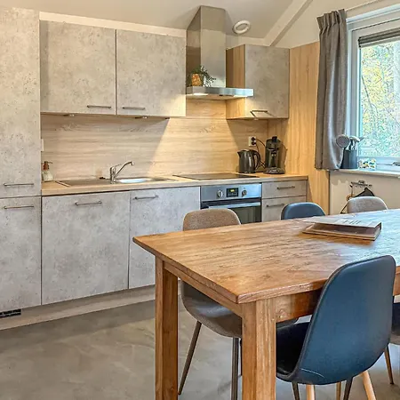 Three Bedroom In * Hoeven